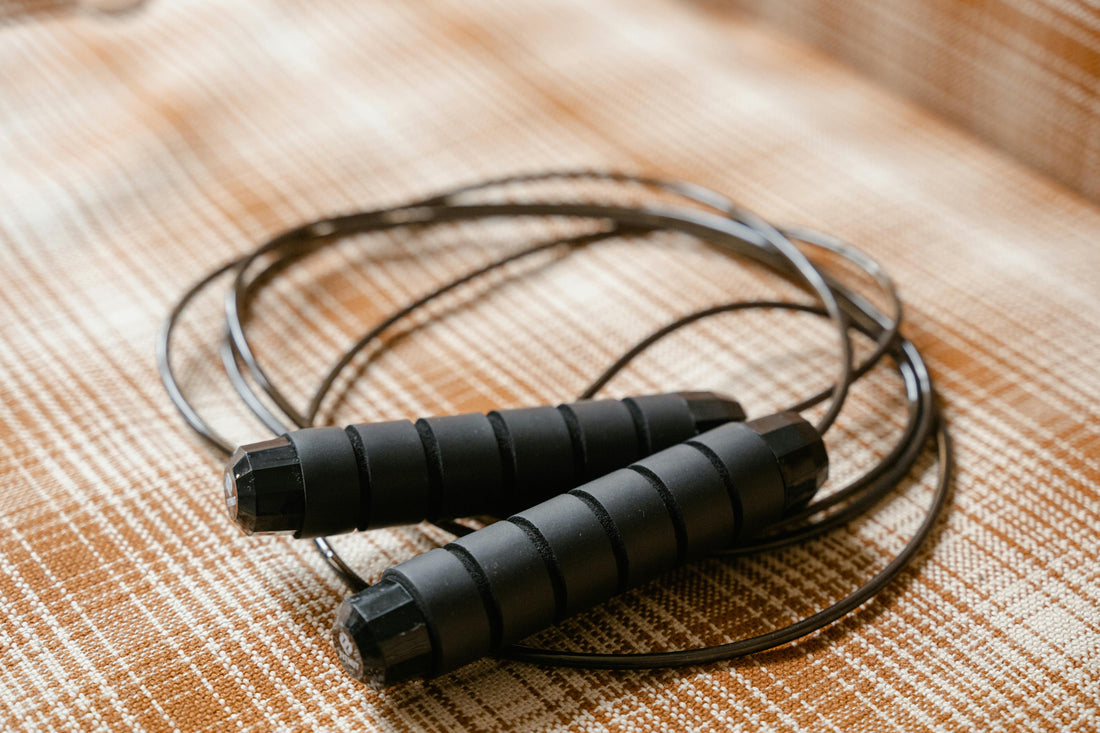 Beginner Jump Rope Guide: How to Start Training With the JR100-6 Rope